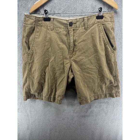 EUC American Eagle Flat-Front Shorts Men Size 34 Chino Khaki Classic 9” Inseam - Picture 1 of 6